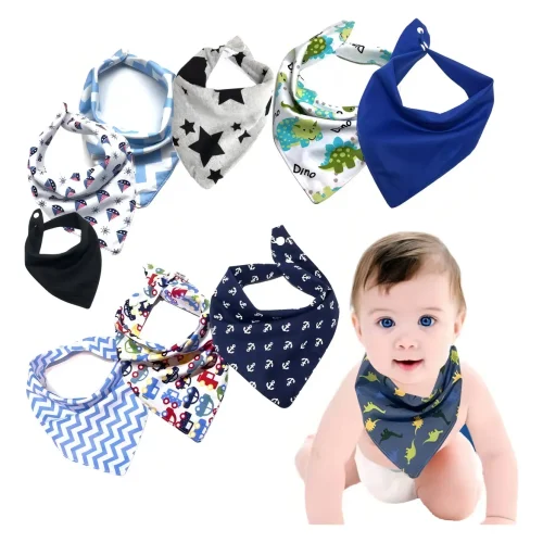 Kit com 10 babadores bandana para menino em estampas de dinossauros, estrelas, âncoras e carros