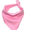 Babador bandana rosa liso com botão de pressão